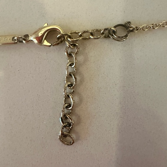 Kendra Scott Skylie Black Iridescent and Gold Chain Necklace - Picture 7 of 10